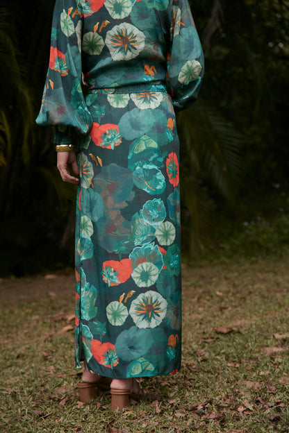 Ivy Column Skirt in Lotus