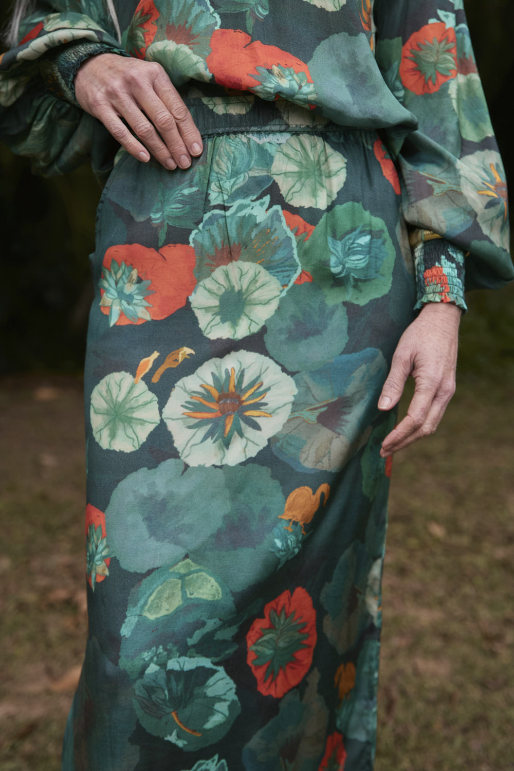 Ivy Column Skirt in Lotus
